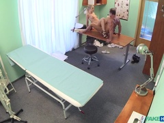 Amateur, Mamada, Pareja, Médico, Estilo perrito, Enfermera, Oficina, Coño