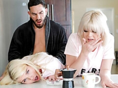 デカ尻, フェラチオ, 女 人男 人, 毛深い, ハードコア, ティーン, 三人, オッパイの