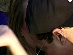 Blonde, Dingue, Tir de sperme, Mère que j'aimerais baiser, Nue  à poil, De plein air, Nénés, Rétro ancien