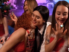 18 años, Amateur, Chica, Natural, Tetas naturales, Orgía, Adolescente, Tetas