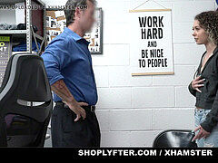 Atrapados, Oficina, Tetas