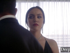 Blonde, Sucer une bite, Bondage, Brunette brune, Queue, En levrette, Face assise, Chatte