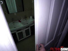18 años, Cuarto de baño, Verga grande, Mamada, Polla, Orgasmo, Tetas, Juguetes
