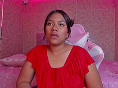 In den arsch, Wohlbeleibte schöne frauen, Braunhaarige, Dildo, Latina, Masturbation, Reiten, Spielzeuge