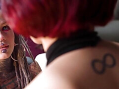 Beautiful lesbian games with hotties Miss Flora and Anuskatzz