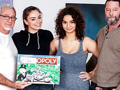 Culo grande, Verga grande, Tetas grandes, Mamada, Estilo perrito, Cuadrupleta