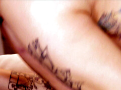 Sucer une bite, Brunette brune, Collège université, Queue, Faciale, Hard, Hd, Seins naturels