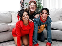 18 años, Culo, Verga grande, Estilo perrito, Ffm, Tetas naturales, Adolescente, Tetas