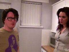 Минет, Брюнетки, Семяизвержение, Европейки, Сперма на лице