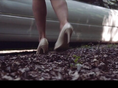 Grosse titten, Auto, Gruppe, Behaart, Muschi, Flotter dreier, Eng, Nass