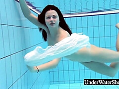 Morena, Hembra, Desnudo, Piscina, Flaco, Solo, Adolescente, Bajo el agua