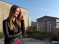 Amateur, Rubia, Al aire libre, Público, Realidad, Desnudarse, Chupando, Adolescente