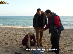 Zwart, Blond, Sperma in gezicht, Geld, Buiten, Kousen, Tatoeage, Trio