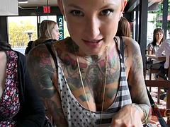 Leie, Tussi, Grosse titten, Bikini, Füsse, Freundin, Masturbation, Titten