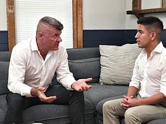 Lécher le cul, Sucer une bite, Fétiche, Homosexuelle, Interracial, Fille latino, Léchez