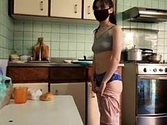 Большие сиськи, Минет, Фетиш, Домохозяйки, Мамочка, Натуральные сиськи, На публике, Секретарша