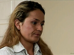 Grote mammen, Blond, Vingeren, Interraciaal, Likken, Moeder die ik wil neuken, Natuurlijke tieten, Kut duiken