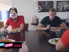 Pijpbeurt, Bruinharig, Daddy, Diep in de keel, Hondjeshouding, Vingeren, Hd, Rijden