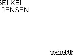 Anal, Asiatique, Sucer une bite, Gorge profonde, Queue, Interracial, Transsexuelle, Nénés