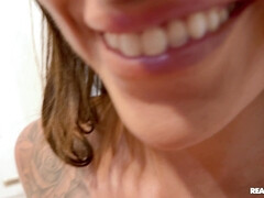 Пляж, Большая жопа, Большие сиськи, Минет, Брюнетки, Член, На природе