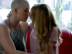 Culo, Belleza, Rubia, Tetona, Garganta profunda, Polla, Penetracion con dedos, Lesbiana