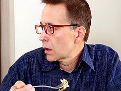 デカパイ, フェラチオ, 茶髪の, 顔面騎乗, 巨大, なめる, 母, オマンコ