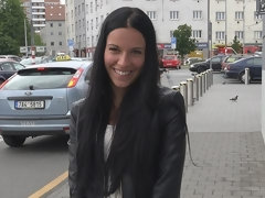 Arsch, Blasen, Braunhaarige, Fingern, Handjob, Pov, Rasiert, Jungendliche (18+)