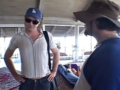 Grote lul, Zwart, Pijpbeurt, Bruinharig, Sperma shot, Handbeurt, Interraciaal, Moeder die ik wil neuken