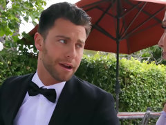 アメリカ人, お尻, 茶髪の, チン, ショートヘア, タトゥー, オッパイの, 結婚式