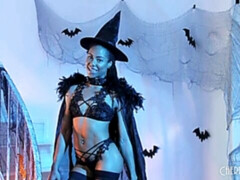 Брюнетки, Черненькие, Гибкие, Белье, Мастурбация, Соло, Чулки, Стриптизерша