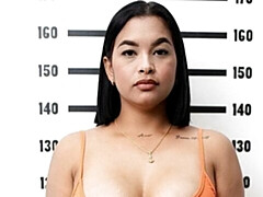 Gros cul, Grosse bite, Gros seins, Sucer une bite, Brunette brune, En levrette, Mère que j'aimerais baiser