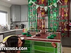 Большая жопа, Большие сиськи, Минет, Хд, Лесбиянка, Мастурбация, Оргазм, Игрушки