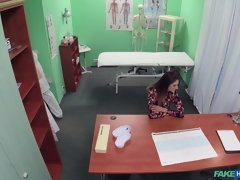 Culo, Médico, Penetracion con dedos, Lamidas, Oficina, Coño, Tetas, Voyeur