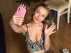 Vingeren, Gapende, Masturbatie, Natuurlijke tieten, Geschoren, Alleen, Strippen, Tieten likken