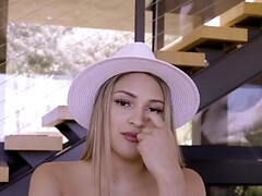 18 ans, Amateur, Blonde, Éjaculation interne, Hd, Pov, Fessée, Adolescente