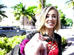 Блондинки, Минет, Сперма на лице, Деньги, Стриптиз, Молоденькие, Сиськи