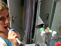 Enthousiasteling, Grote mammen, Duits, Rijpe lesbienne, Douche, Vrouw