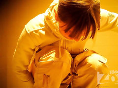 Chatte, Espionne, Toilettes