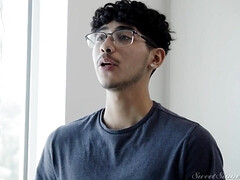 Grote kont, Pijpbeurt, Bruinharig, Rondborstig, Sperma shot, Rijpe lesbienne, Tieten likken, Nat