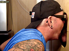 Любители, Минет, Глубокая глотка, Геи, Ласковые ручки, Зрелые, Глотающие, Тату