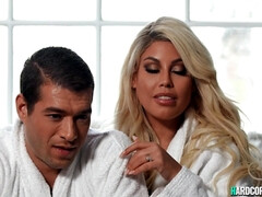 Anal, Cul, Sucer une bite, Brunette brune, Couple, Cuisine, Fille latino, Actrice du porno