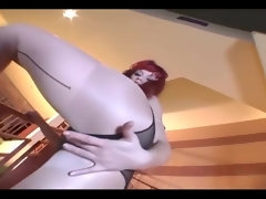 食い込み, 足, オナニー, 穴開きパンティ, 小柄, 赤毛, 一人, ティーン