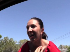 Sucer une bite, Brunette brune, Hd, De plein air, Public, Réalité