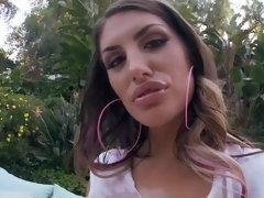 Pijpbeurt, Bruinharig, Likken, Natuurlijke tieten, Buiten, Doordringend, Kut duiken, Tatoeage