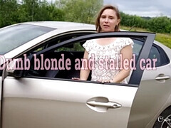 Leie, Grosser arsch, Auto, Pummelig, Masturbation, Reif, Milf, Öffentlich