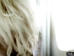 18 años, Verga grande, Rubia, Polla, Pequeña, Tatuaje, Adolescente, Tetas