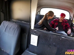 アメリカ人, フェラチオ, チェコ, 手コキする, アウトドア, 小柄, ピアス, オッパイの