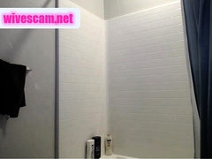 2 20 oil on her perfect body before shower