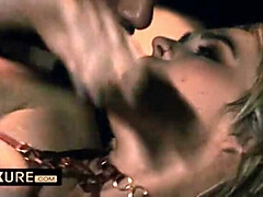 美人, ブロンド, フェラチオ, 巨乳な, 3p男男女, 自然山雀, ストッキング, 妻