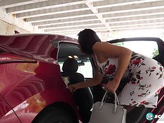 Grosse titten, Blasen, Braunhaarige, Sperma im mund, Spermaladung, Fetisch, Absätze, Reif